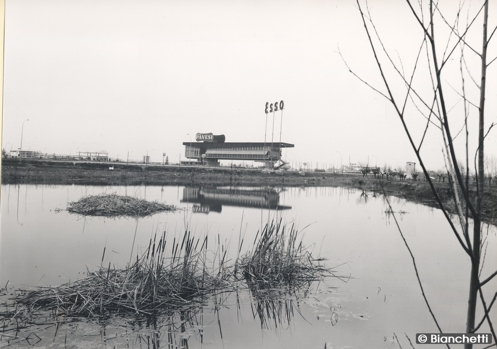 autogrill-montepuciano-05